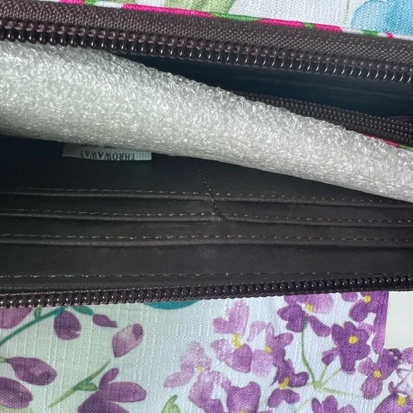 Wallet - Picture 5 of 7